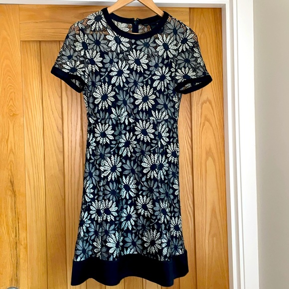 MARC by MARC JACOBS black multi daisy floral lace dress. Size 4 - Picture 7 of 16